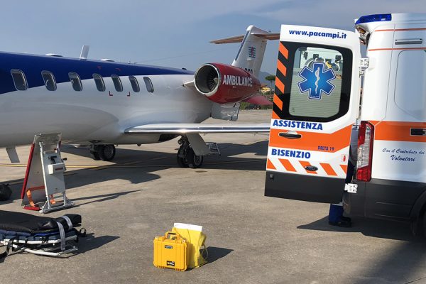 aero-ambulanza-02